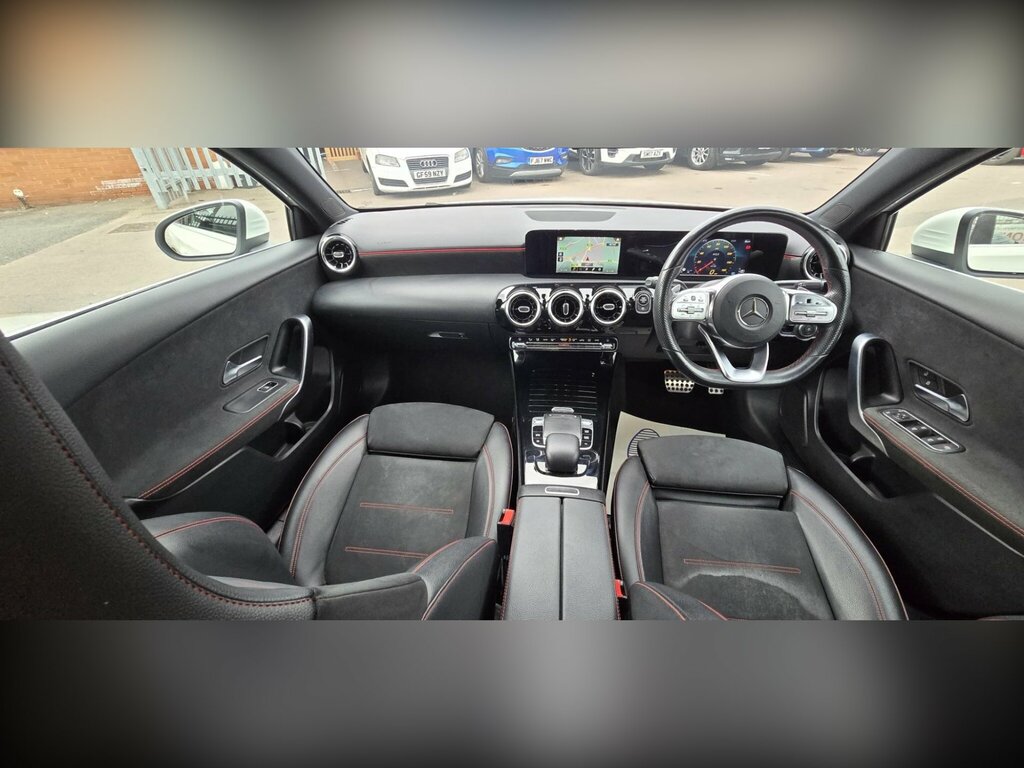 Mercedes-Benz A Class 2.0 A250 Amg Line 7G-dct Euro 6 Ss White #2