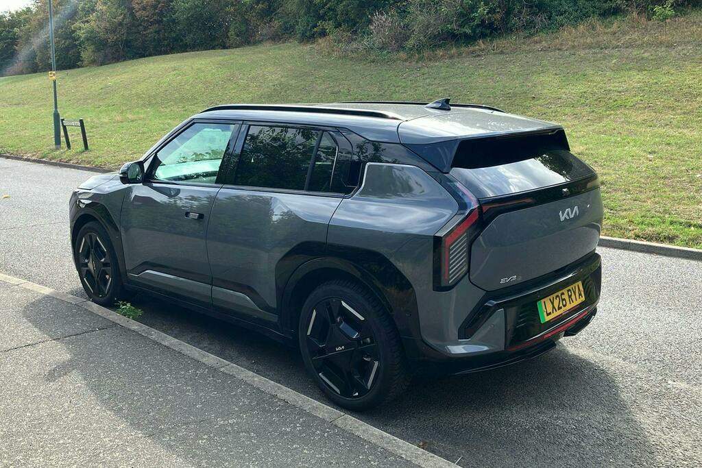 Kia EV3 81.4Kwh Gt Line S Suv Grey #2