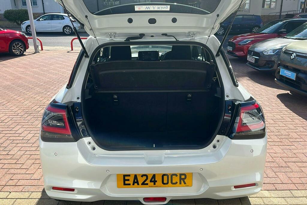 Suzuki Swift 1.2 Mild Hybrid Red #30