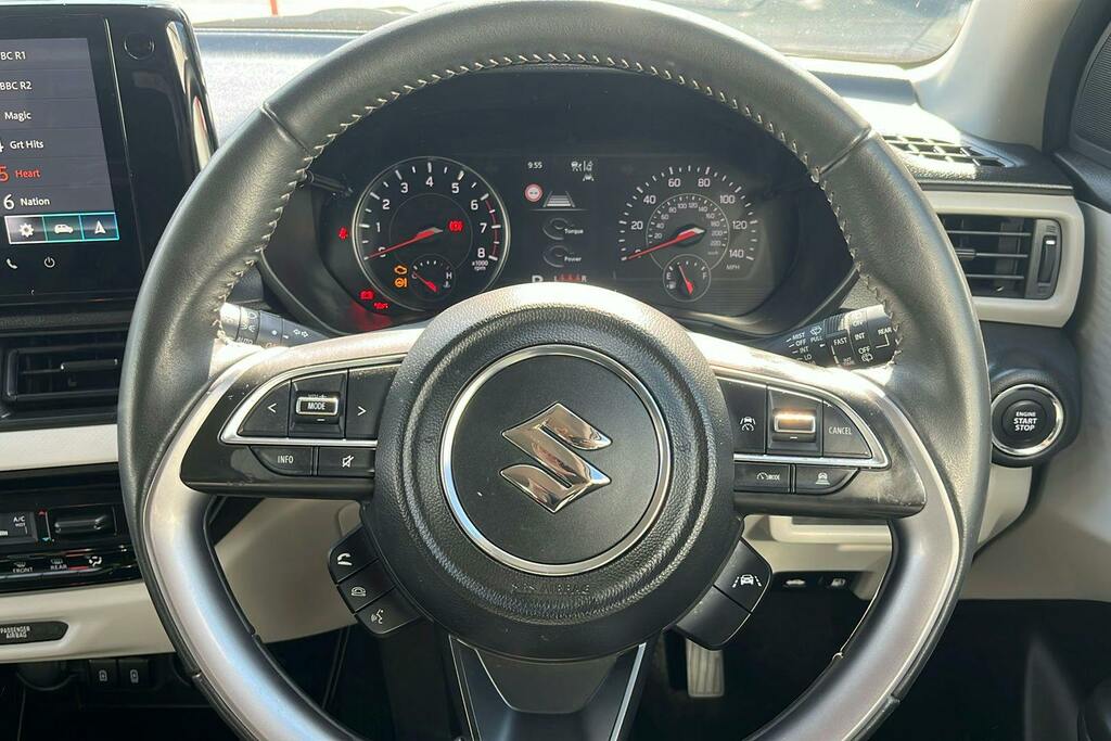 Suzuki Swift 1.2 Mild Hybrid Red #32