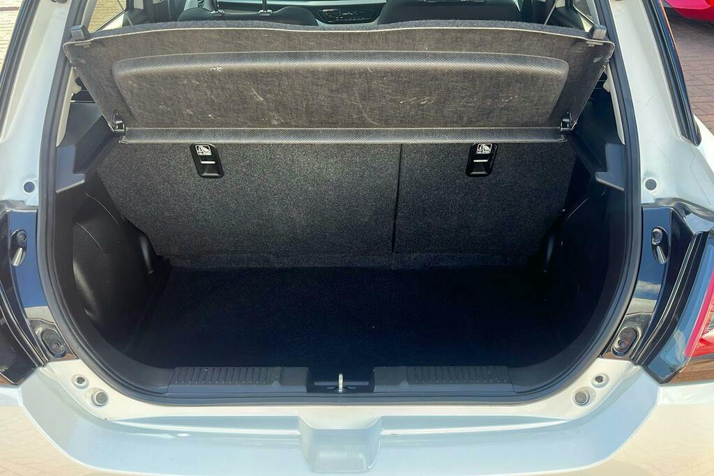 Suzuki Swift 1.2 Mild Hybrid Red #22