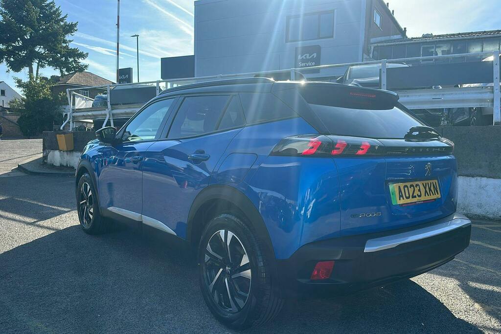 Peugeot e-2008 50Kwh Gt Suv Blue #2