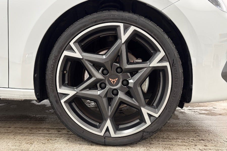 Cupra Leon 1.5 Etsi V2 Hatchback Hybrid Dsg White #5