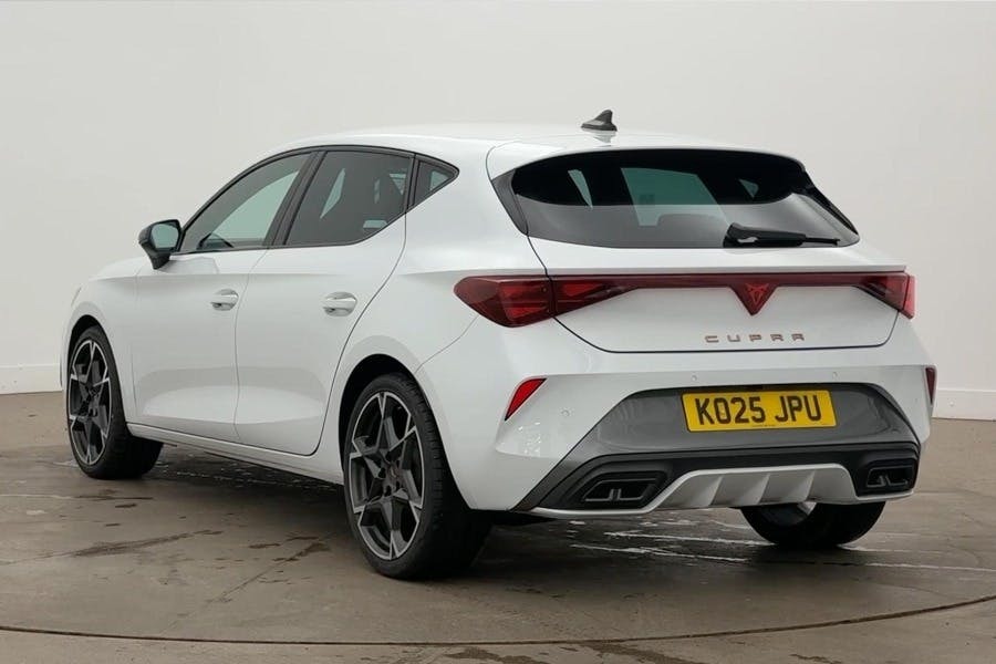 Cupra Leon 1.5 Etsi V2 Hatchback Hybrid Dsg White #3