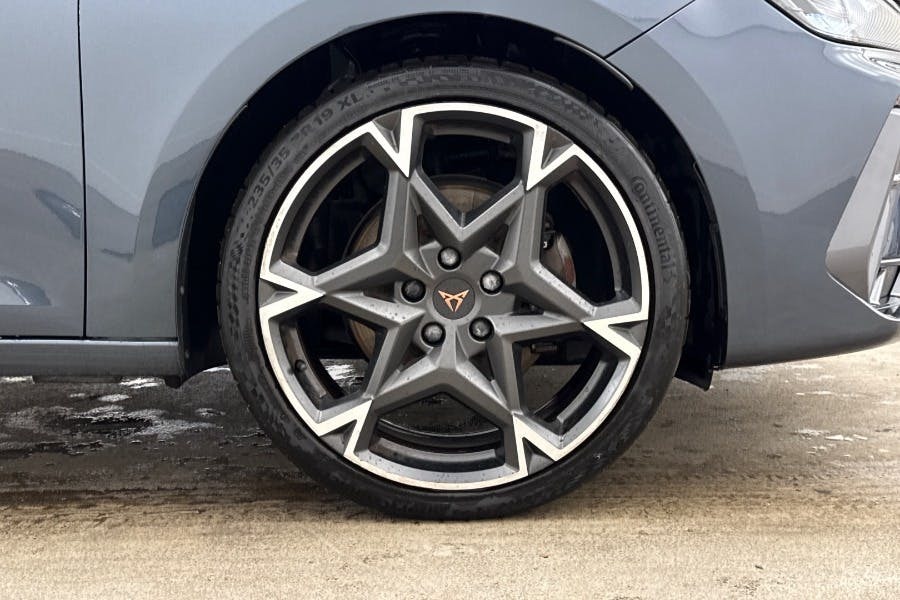 Cupra Leon 1.5 Etsi V2 Hatchback Hybrid Dsg Grey #5