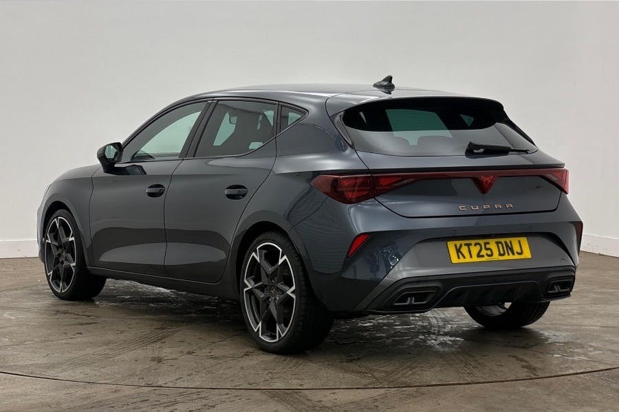Cupra Leon 1.5 Etsi V2 Hatchback Hybrid Dsg Grey #3