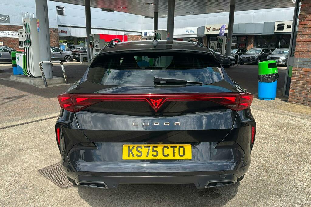 Cupra Formentor 1.5 Etsi V2 Suv Hybrid Dsg Black #6