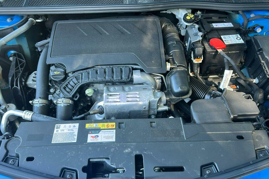 Vauxhall Astra Astra 1.2 Turbo 130 Griffin Hatchback White #38