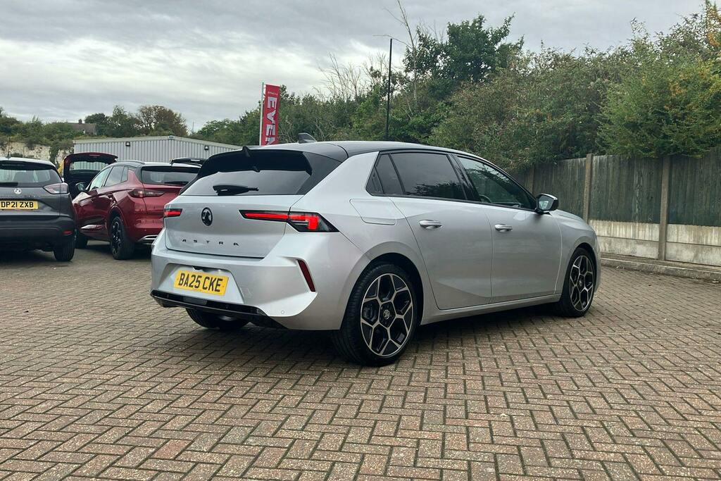Vauxhall Astra 1.2 Turbo 130 Griffin 2025 Black #47