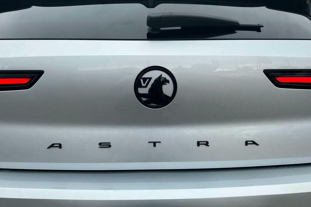 Vauxhall Astra 1.2 Turbo 130 Griffin 2025 Black #48