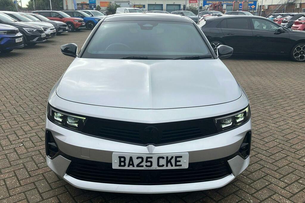 Vauxhall Astra 1.2 Turbo 130 Griffin 2025 Black #7