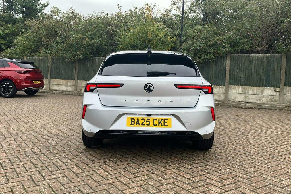 Vauxhall Astra 1.2 Turbo 130 Griffin 2025 Black #43
