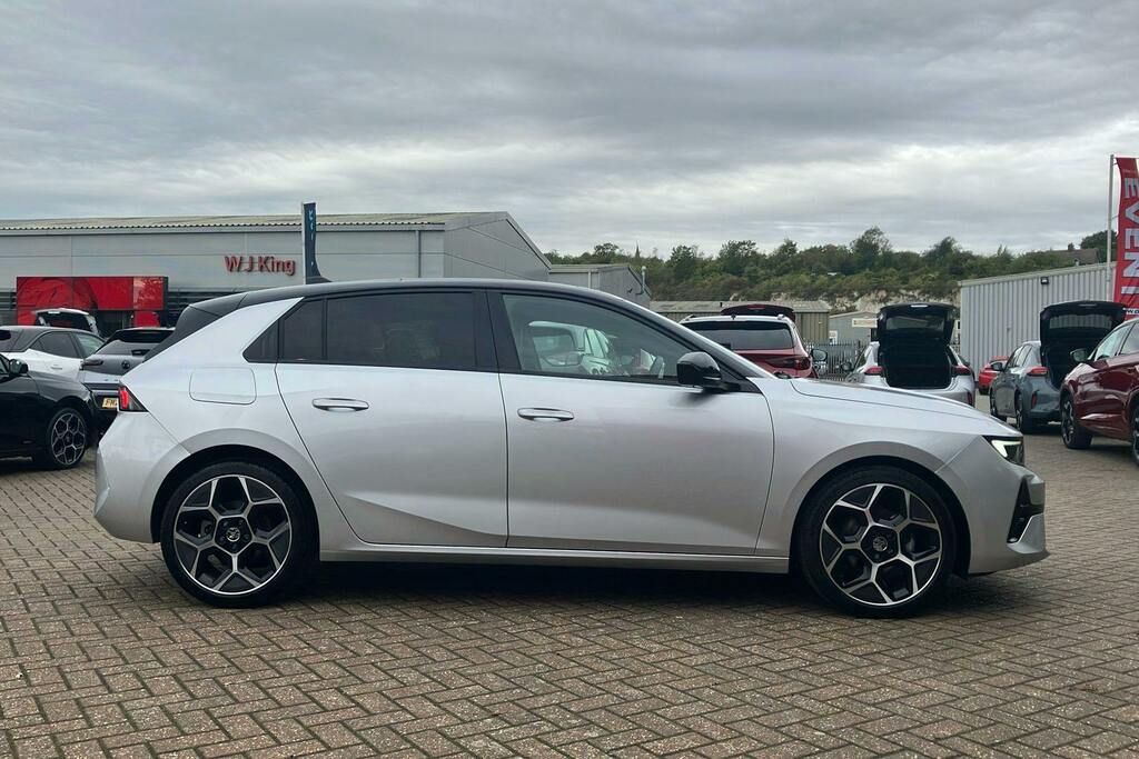 Vauxhall Astra 1.2 Turbo 130 Griffin 2025 Black #45