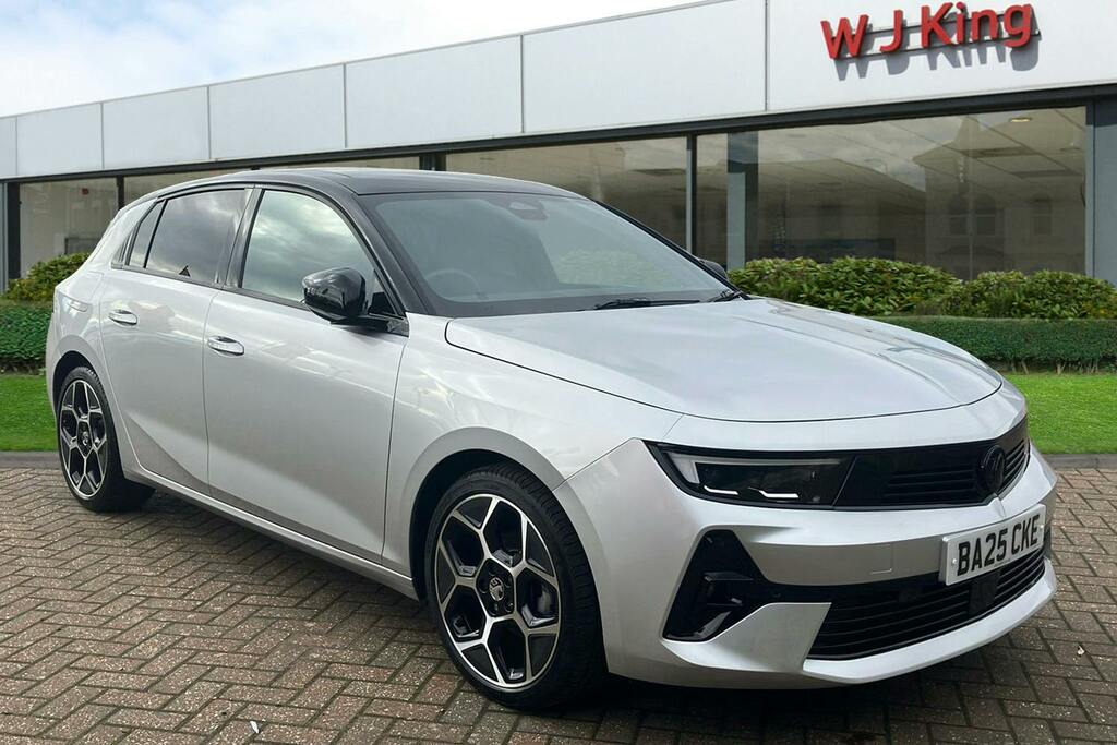 Vauxhall Astra 1.2 Turbo 130 Griffin 2025 Black #1