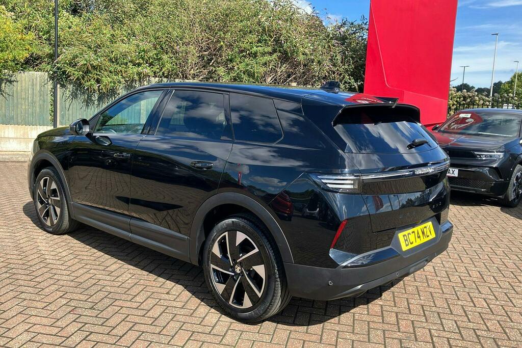 Vauxhall Grandland 1.2 Ultimate Suv Hybrid E Dct Black #2