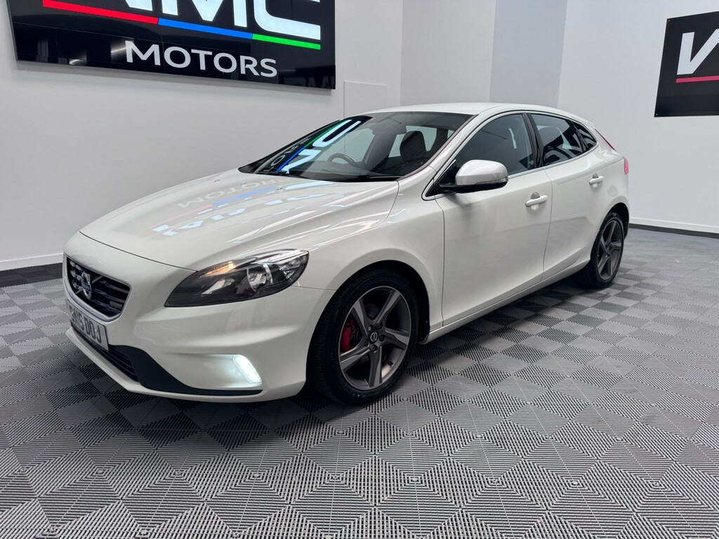 Volvo V40 1.6 R-design D2 115Hp White #4