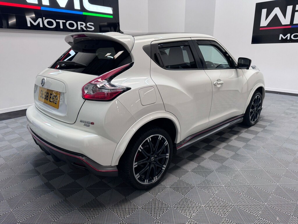 Nissan Juke Tekna Dci White #8