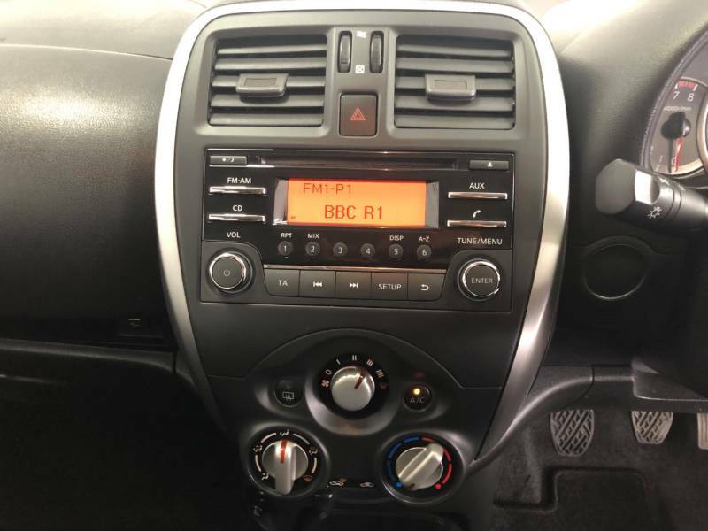 Nissan Micra Micra Acenta White #15