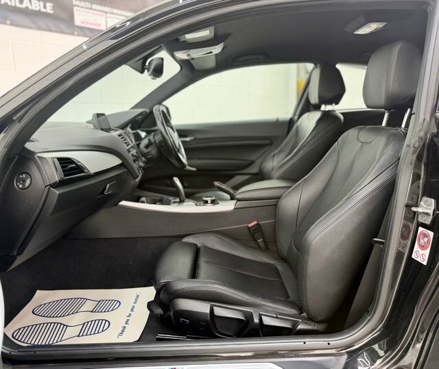 BMW 1 Series Se Black #19