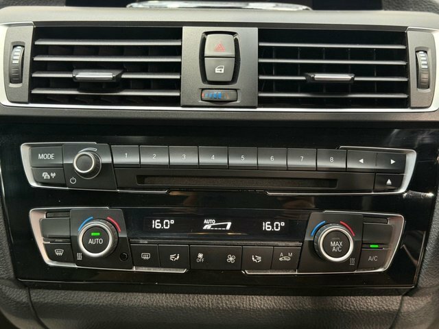 BMW 1 Series Se Black #31