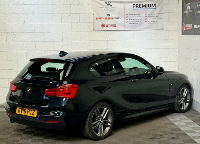 BMW 1 Series Se Black #18