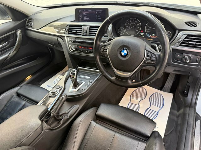 BMW 3 Series White #16