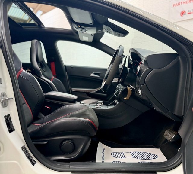 Mercedes-Benz CLA Class 2015 65 2.0  #24