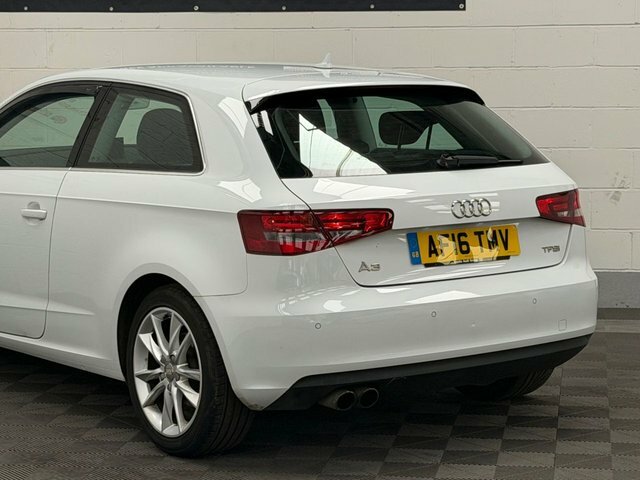 Audi A3 1.4 Tfsi Cod Sport Hatchback Eur White #2