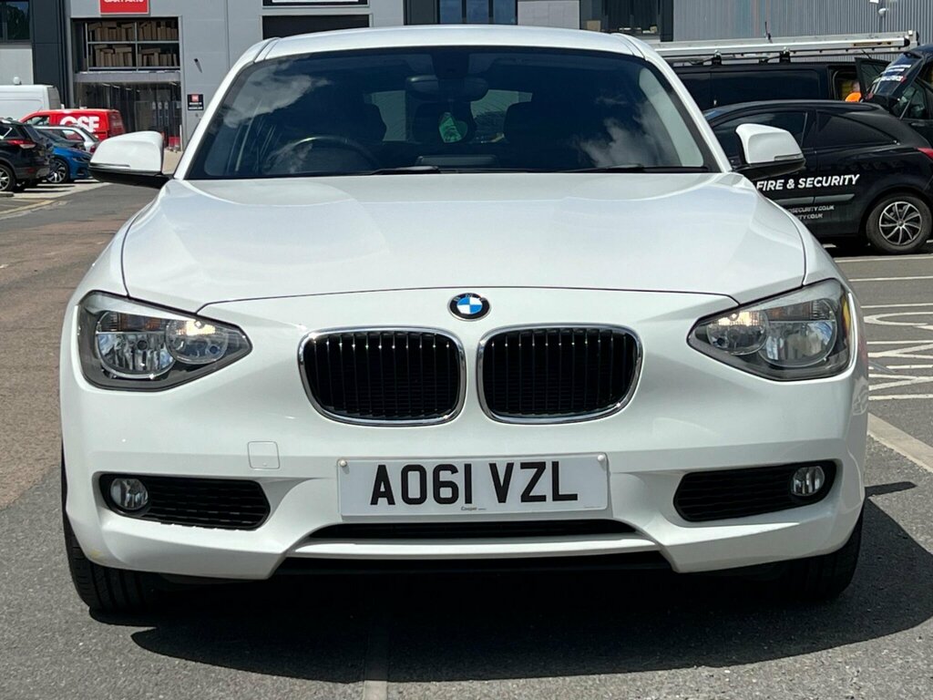 BMW 1 Series Sport Black #3