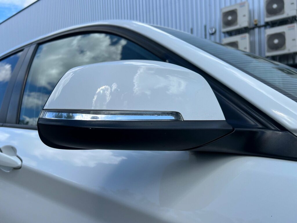 BMW 1 Series Sport Black #21