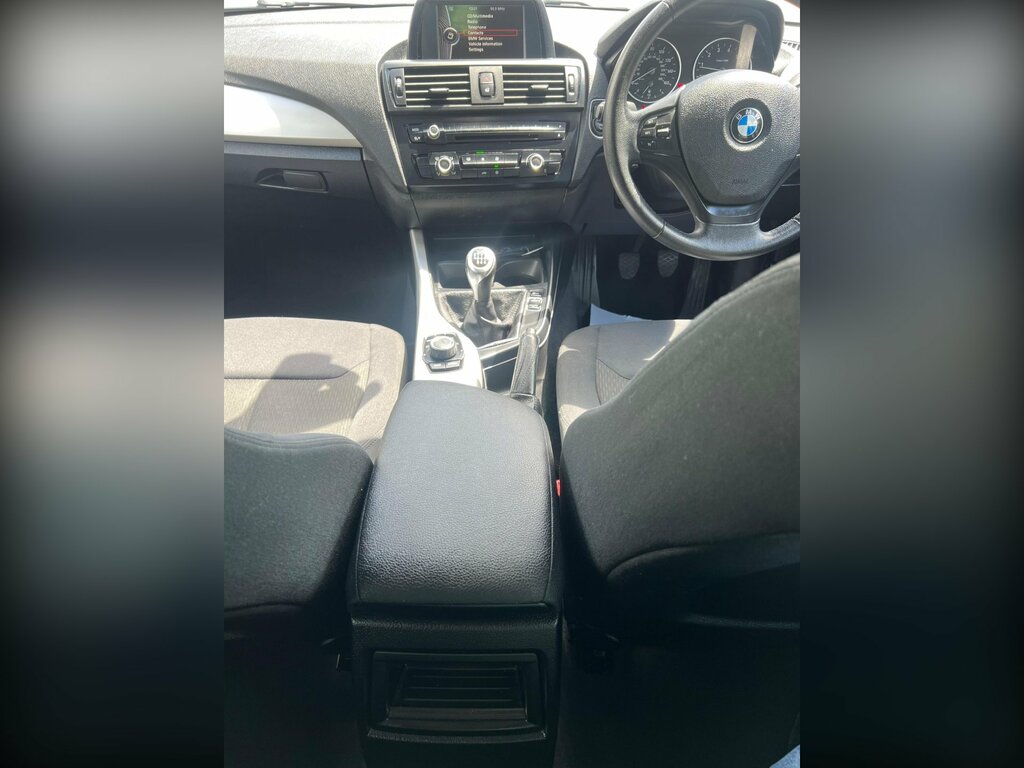 BMW 1 Series Sport Black #24