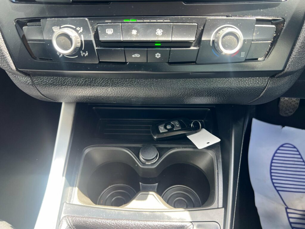 BMW 1 Series Sport Black #36