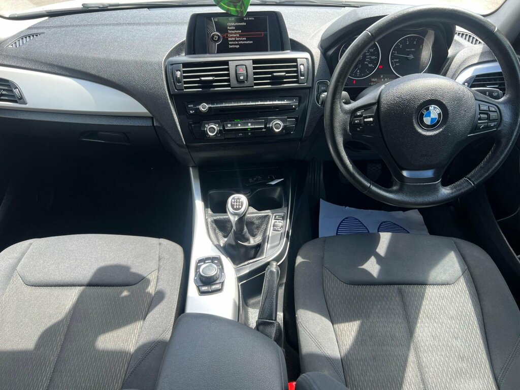 BMW 1 Series Sport Black #25