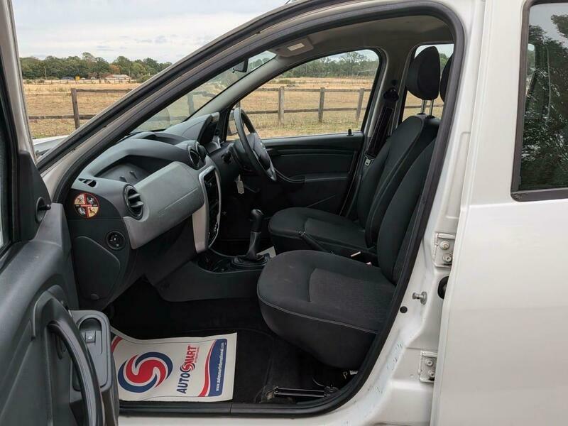 Dacia Duster 1.5 Laureate Dci 4Wd 109 Bhp Blue #31