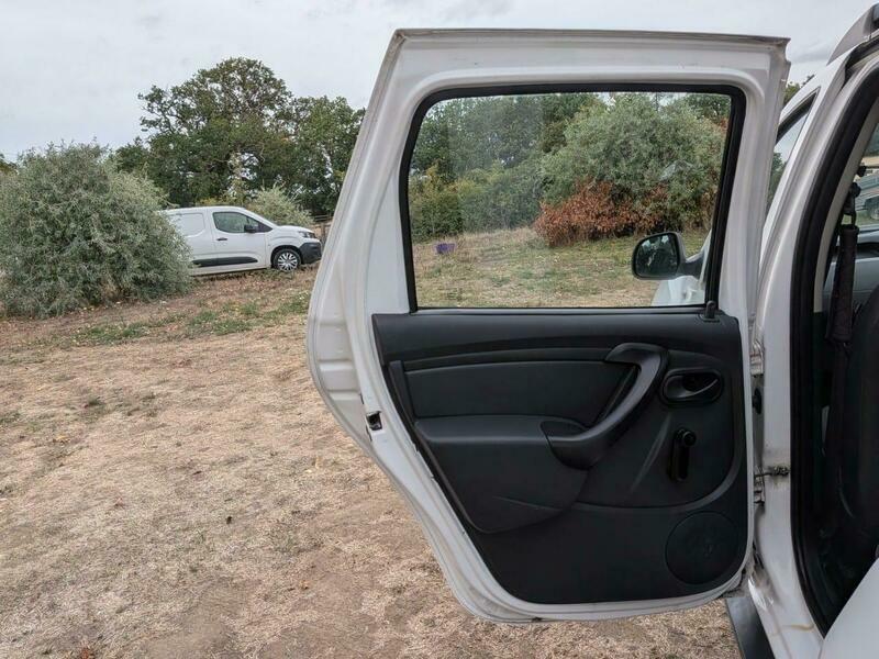 Dacia Duster 1.5 Laureate Dci 4Wd 109 Bhp Blue #23