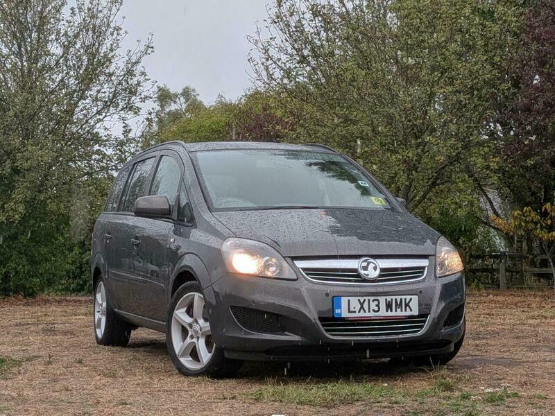 Vauxhall Zafira 1.6 16V Exclusiv Euro #2