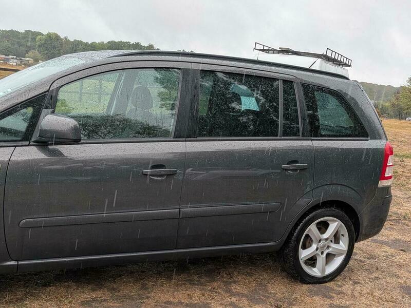 Vauxhall Zafira 1.6 16V Exclusiv Euro #5