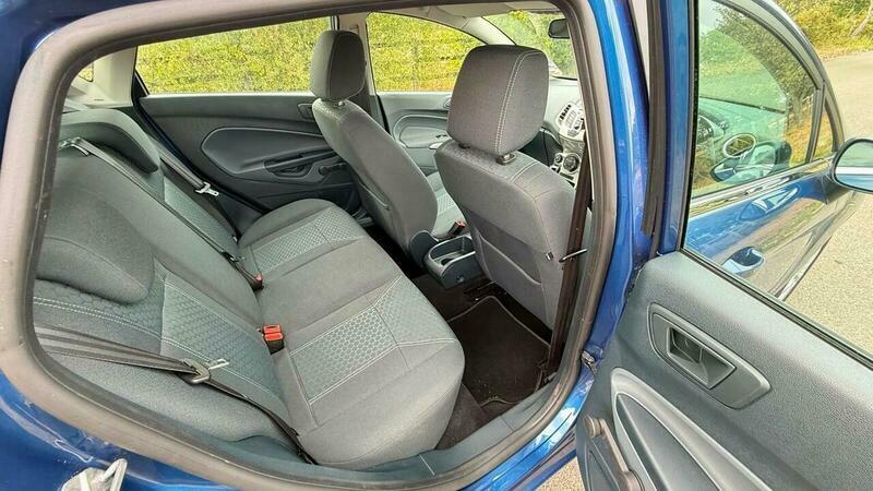 Ford Fiesta 1.25 Zetec 82 Silver #22