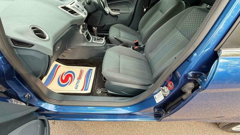 Ford Fiesta 1.25 Zetec 82 Silver #37