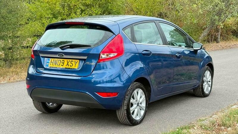 Ford Fiesta 1.25 Zetec 82 Silver #13