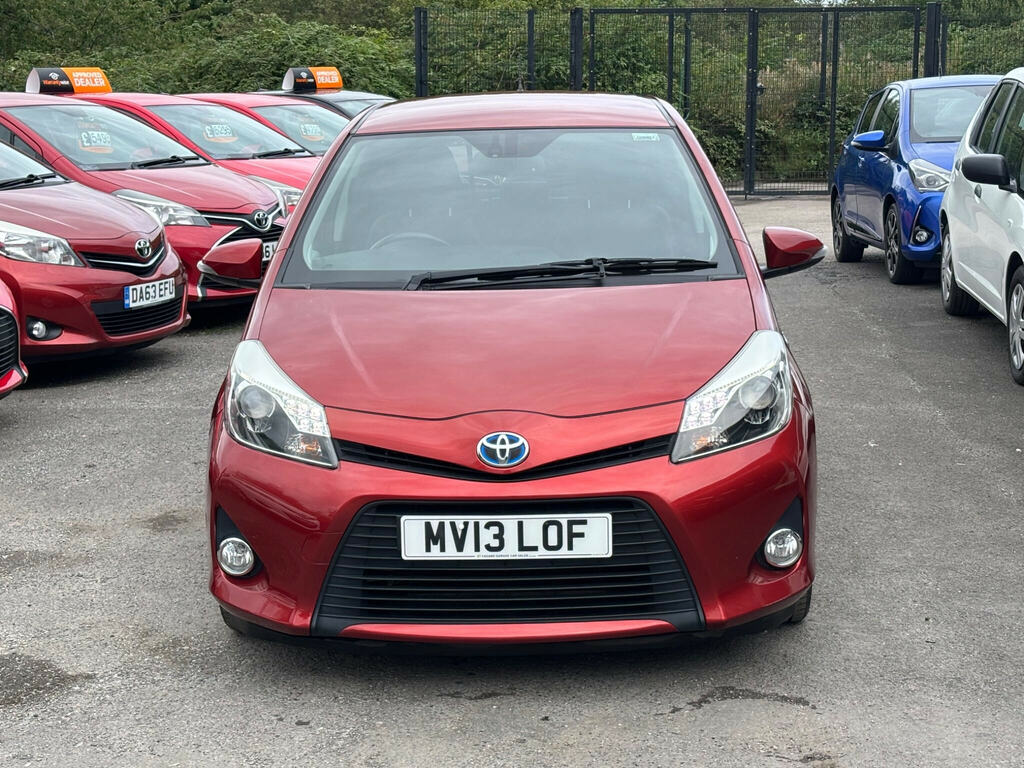 Toyota Yaris 1.5 Vvt-h T Spirit Cvt Euro 5 Red #2