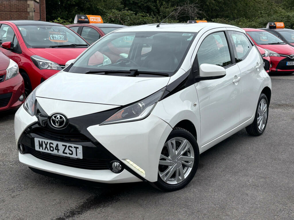 Toyota Aygo 1.0 Vvt-i X-pression Euro 5 Euro 5 White #3