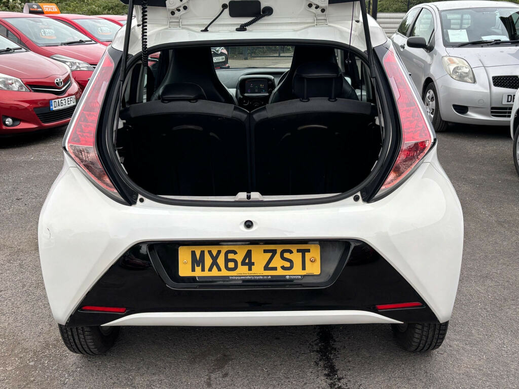 Toyota Aygo Hatchback Orange #25