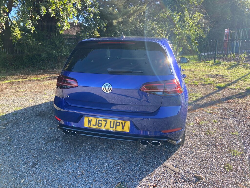 Volkswagen Golf 1.5L Gt White #4