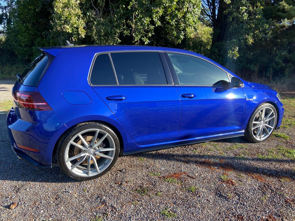 Volkswagen Golf 1.5L Gt White #3
