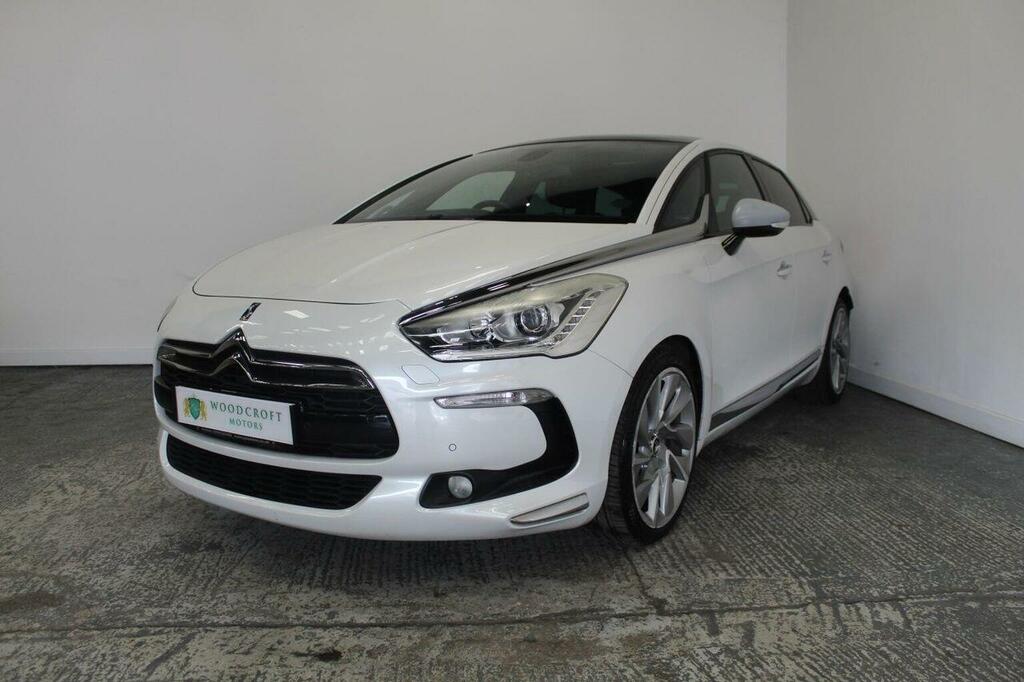 Citroen DS5 Hatchback 1.6 Thp Dsport Euro 5 201363 White #2