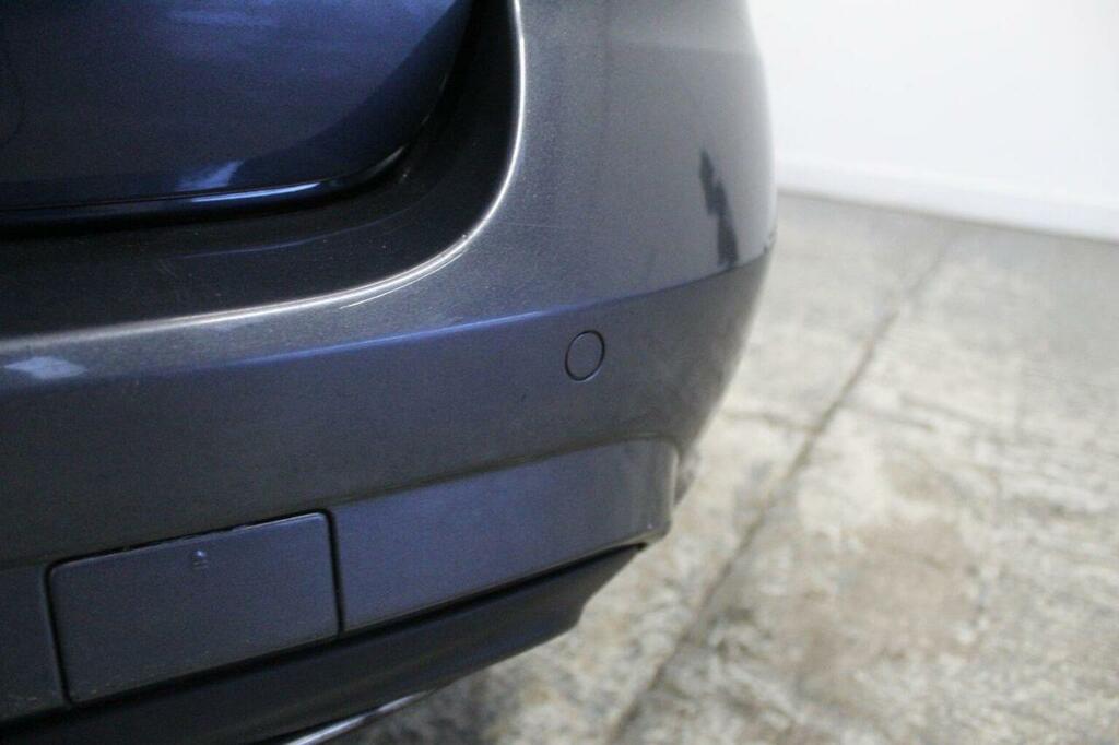 Mercedes-Benz E Class E250 Cdi Blueefficiency Avantgarde 5-Door Grey #14