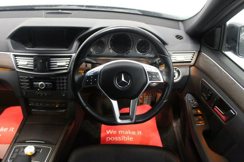 Mercedes-Benz E Class E250 Cdi Blueefficiency Avantgarde 5-Door Grey #37
