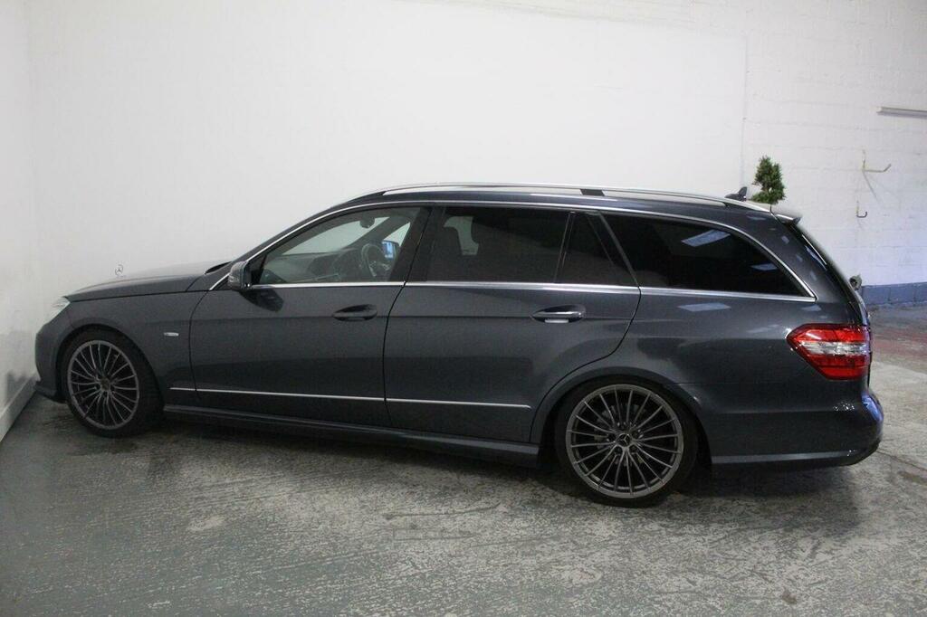 Mercedes-Benz E Class E250 Cdi Blueefficiency Avantgarde 5-Door Grey #7