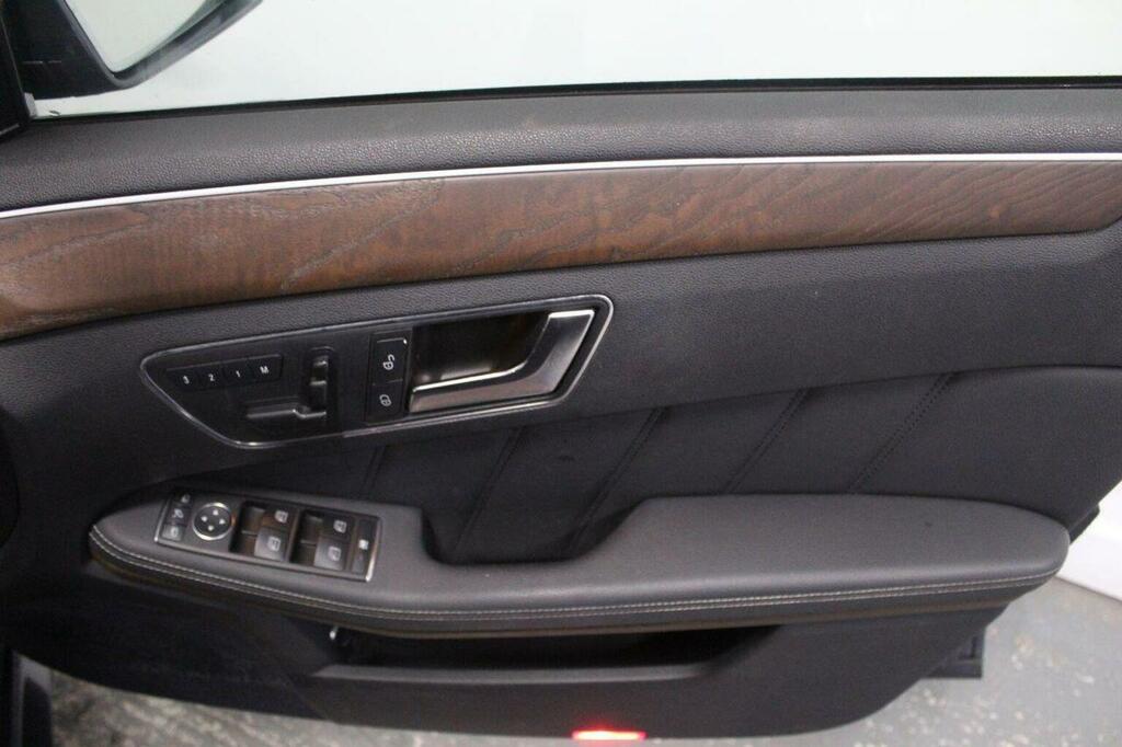 Mercedes-Benz E Class E250 Cdi Blueefficiency Avantgarde 5-Door Grey #41